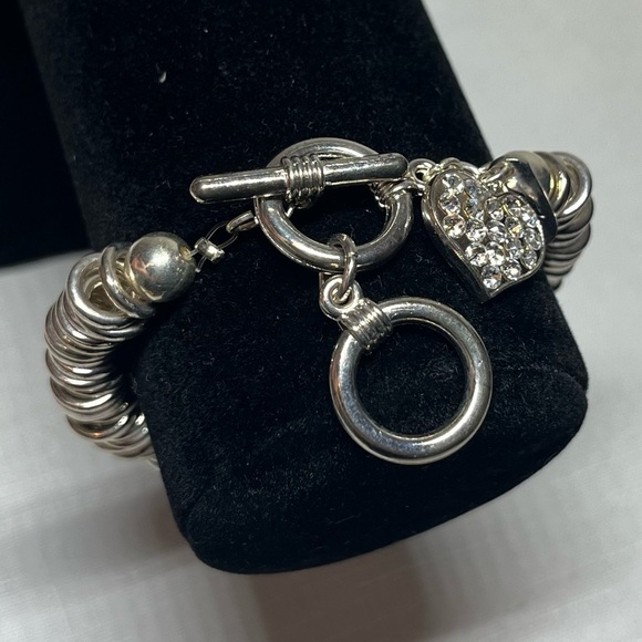 Mary Kay Ash LINKS Silver Heart Charm Bracelet. 2012. Toggle clasp. Two sizes - Picture 4 of 8